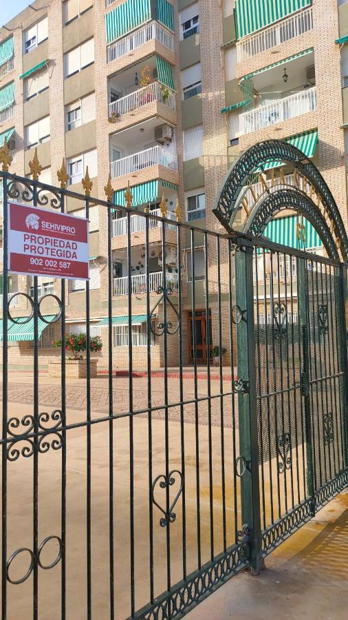 El Barquito Del Abuelo Apartman Málaga Kültér fotó